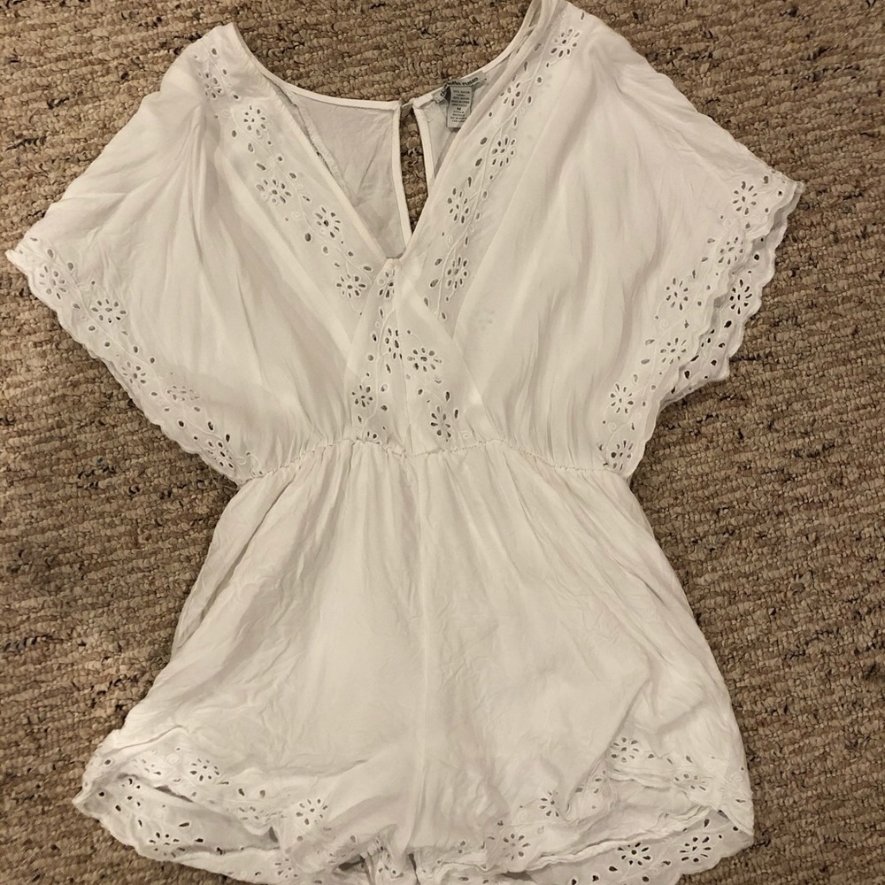M: spring-time White Romper from Charlotte Russe!